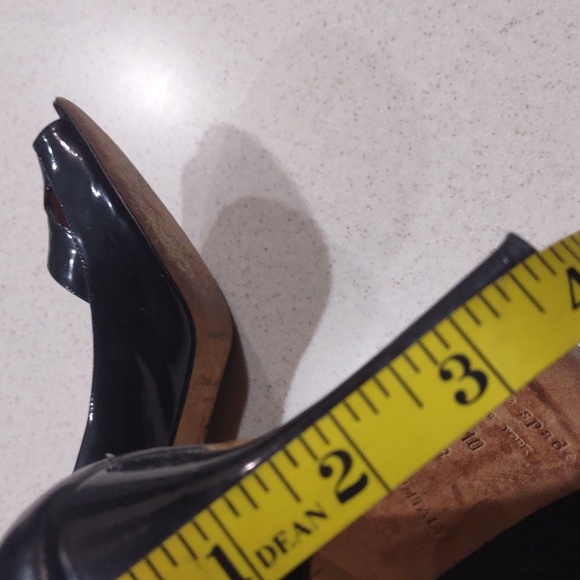 Kate Spade Black Patent Leather Peep Toe Heels Size 10 Medium - Picture 14 of 14